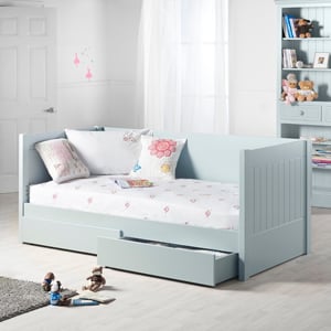 Top Questions to Ask to Help You Choose Your Child's Bedroom Furniture